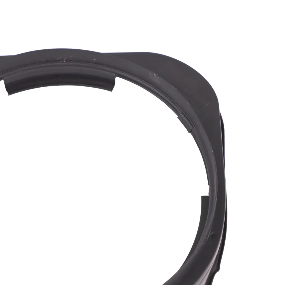 VW Touareg 7L Support Montage Haut Parleur Porte Arrière Droit - SKU 7L6035218A - Numéro de pièce 7L6035218A