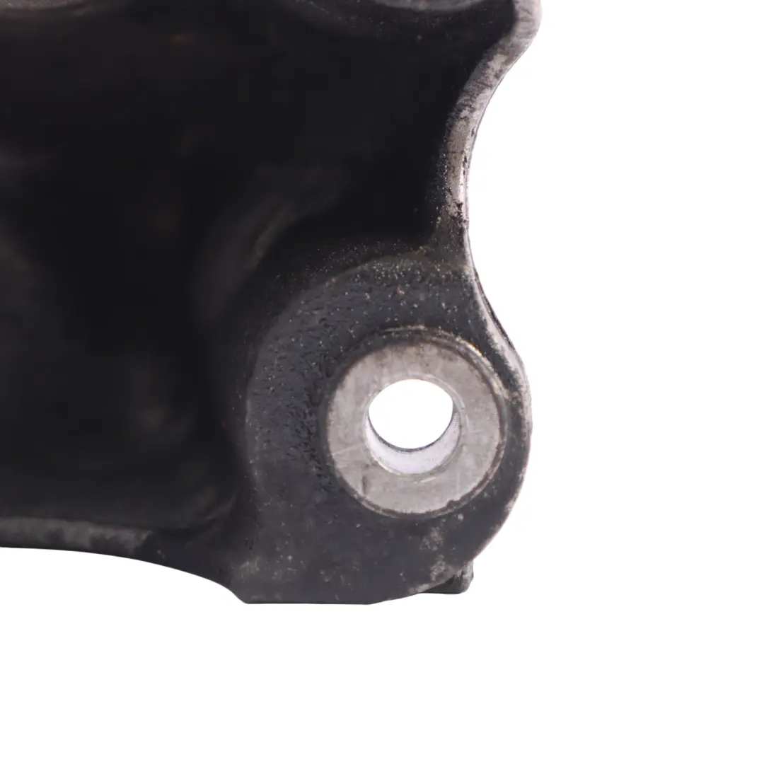 Łapa Mocowanie Wspornik Silnika Lewo do Audi Q7 4L 3.0 TDI BUG o numerze 7L6199307A Audi Q7 4L 3.0 TDI BUG Łapa Mocowanie Wspornik Silnika Lewo - SKU 7L6199307A - Numer Części 7L6199307A