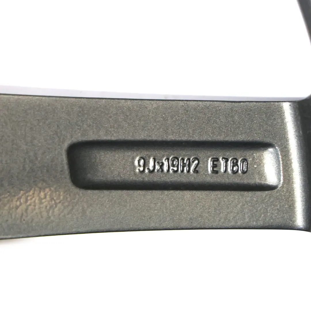 7L Jante Alliage 19" 9J ET:60 Étoile Double Rayon pour Volkswagen Touareg à propos du numéro de pièce 7L6601025S Volkswagen Touareg 7L Jante Alliage 19" 9J ET:60 Étoile Double Rayon - SKU 7L6601025S-2 - Numéro de pièce 7L6601025S