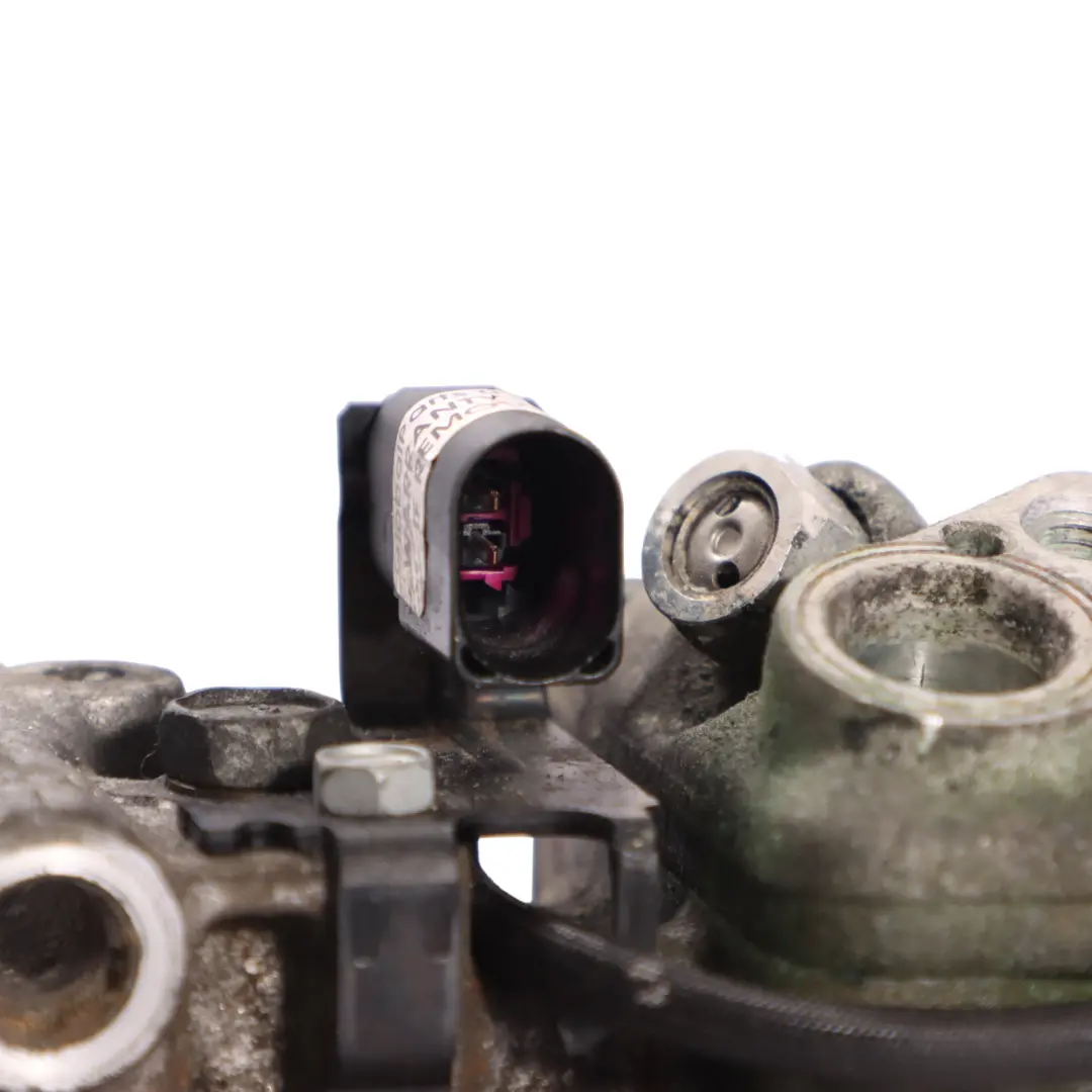 Condizionata per Audi Q7 4L 3.0 TDI BUG Compressore Aria con numero di parte 7L6820803T Audi Q7 4L 3.0 TDI BUG Compressore Aria Condizionata - SKU 7L6820803T - Numero di parte 7L6820803T