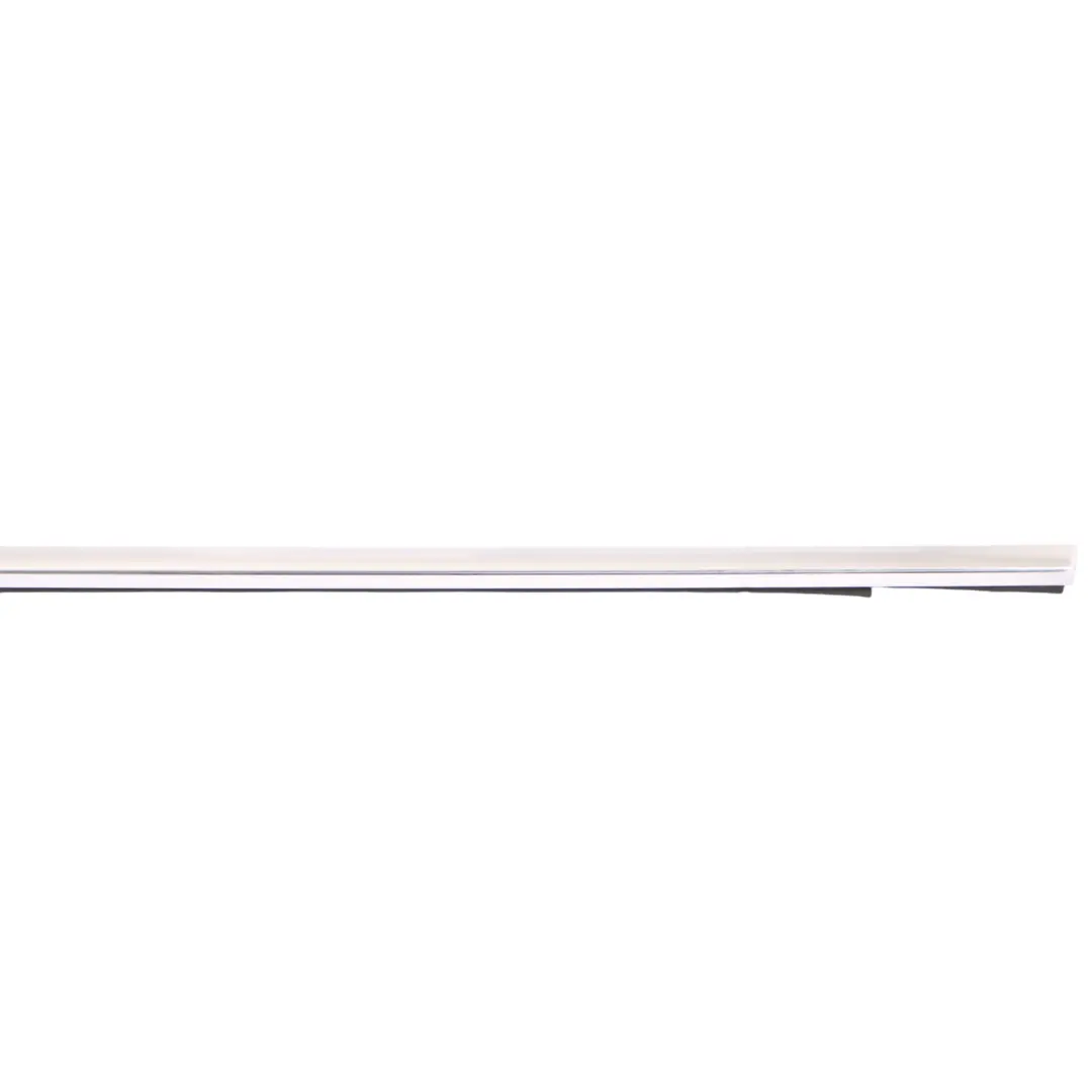 VW Touareg 7L Joint D'Étanchéité Arrière Extérieur Droit Chrome - SKU 7L6839476E - Numéro de pièce 7L6839476E