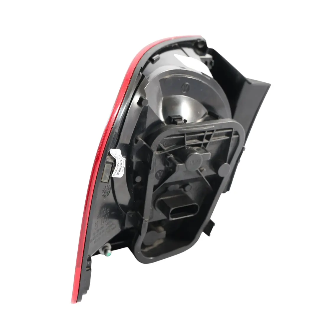 7L Rear Lamp Tail Light Outer Right O/S to VW Volkswagen Touareg with Part number 7L6945096R VW Volkswagen Touareg 7L Rear Lamp Tail Light Outer Right O/S - SKU 7L6945096R-1 - Part number 7L6945096R