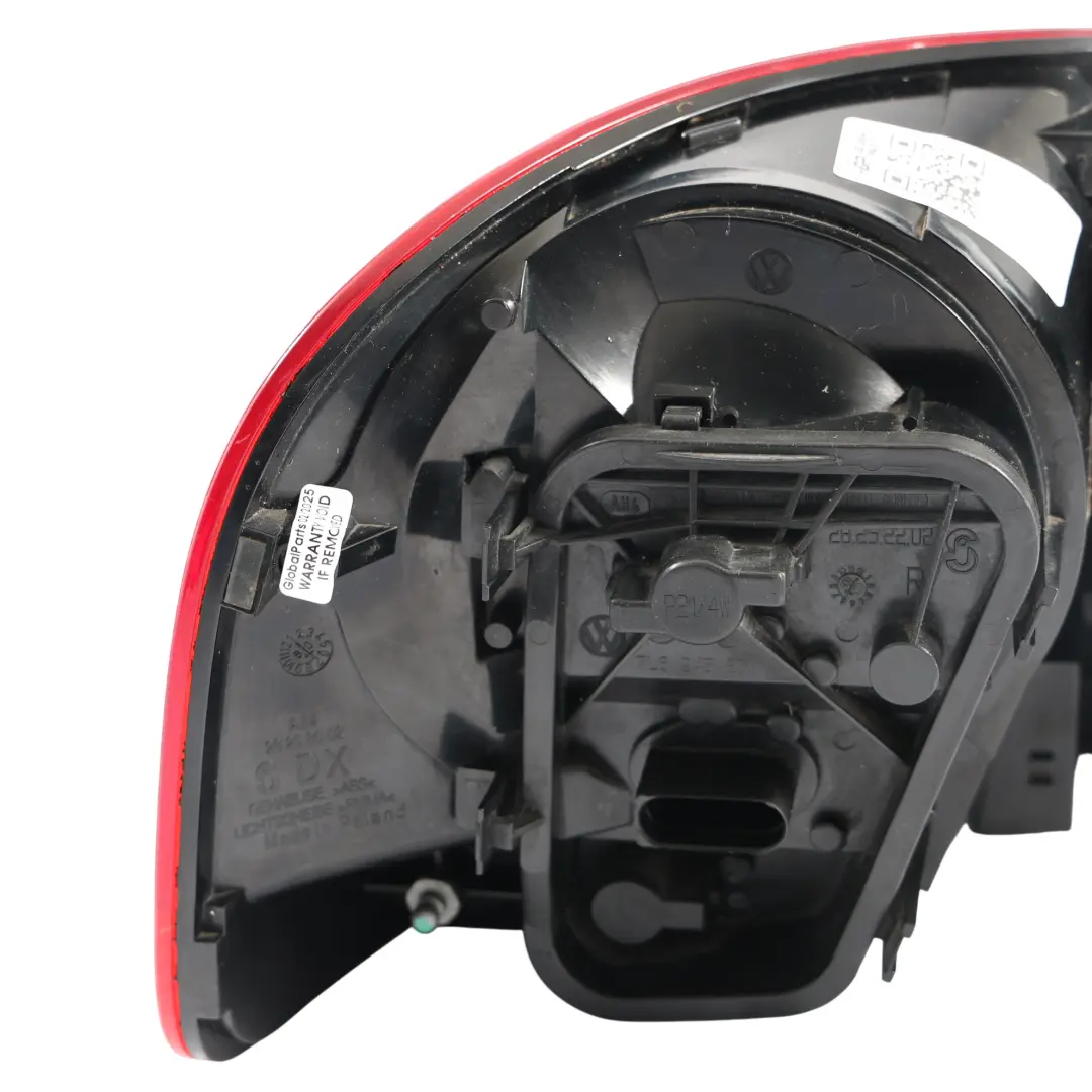 7L Rear Lamp Tail Light Outer Right O/S to VW Volkswagen Touareg with Part number 7L6945096R VW Volkswagen Touareg 7L Rear Lamp Tail Light Outer Right O/S - SKU 7L6945096R-1 - Part number 7L6945096R