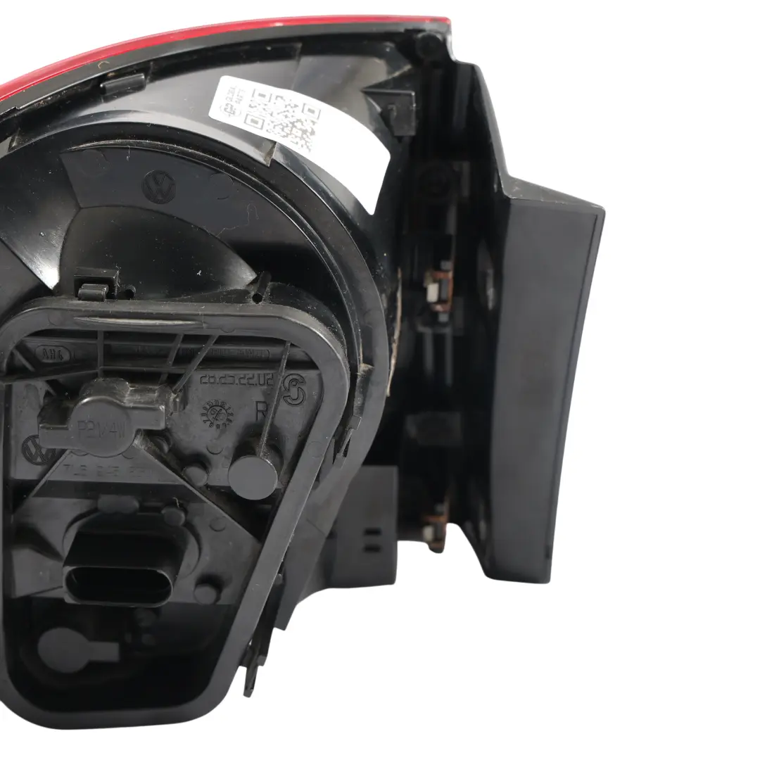 VW Volkswagen Touareg 7L Luz Trasera Exterior Derecha - SKU 7L6945096R-1 - Número de pieza 7L6945096R