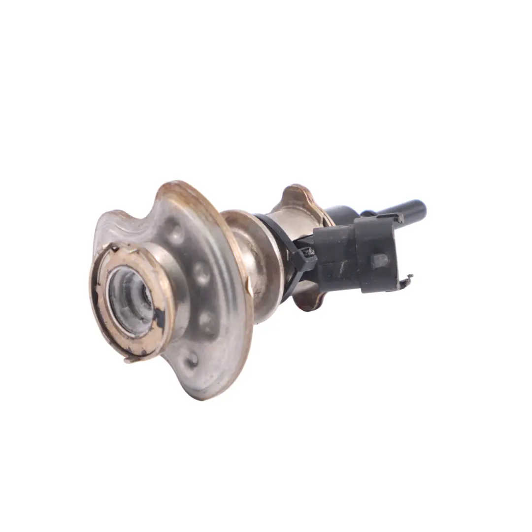 DTNB Ugello Iniettore Adblue per Audi A4 B9 2.0 TDI con numero di parte 7LA131113A Audi A4 B9 2.0 TDI DTNB Ugello Iniettore Adblue - SKU 7LA131113A - Numero di parte 7LA131113A