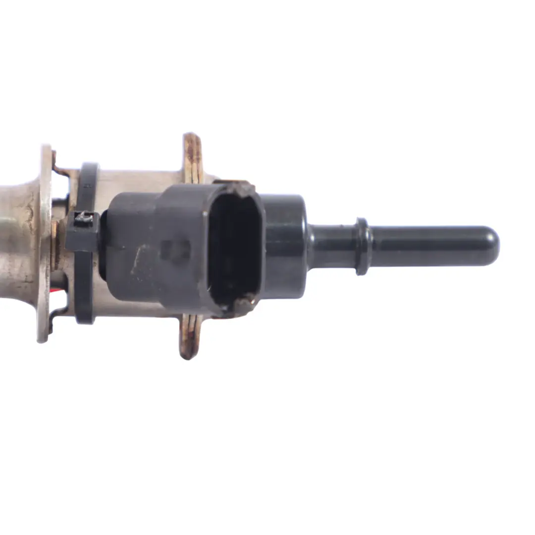 DTNB Bec D'Injecteur Adblue pour Audi A4 B9 2.0 TDI à propos du numéro de pièce 7LA131113A Audi A4 B9 2.0 TDI DTNB Bec D'Injecteur Adblue - SKU 7LA131113A - Numéro de pièce 7LA131113A