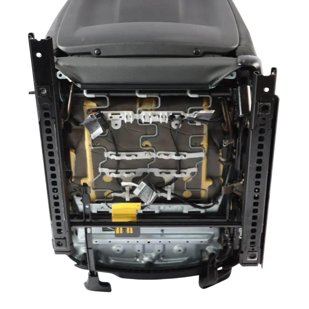 Reihe E90 E91 M Sport Sitz Sportsitz Vorne Rechts Stoff Alcantara für BMW 3 mit Teilenummer 8036336 BMW 3 Reihe E90 E91 M Sport Sitz Sportsitz Vorne Rechts Stoff Alcantara - SKU 8036336 - Teilenummer 8036336