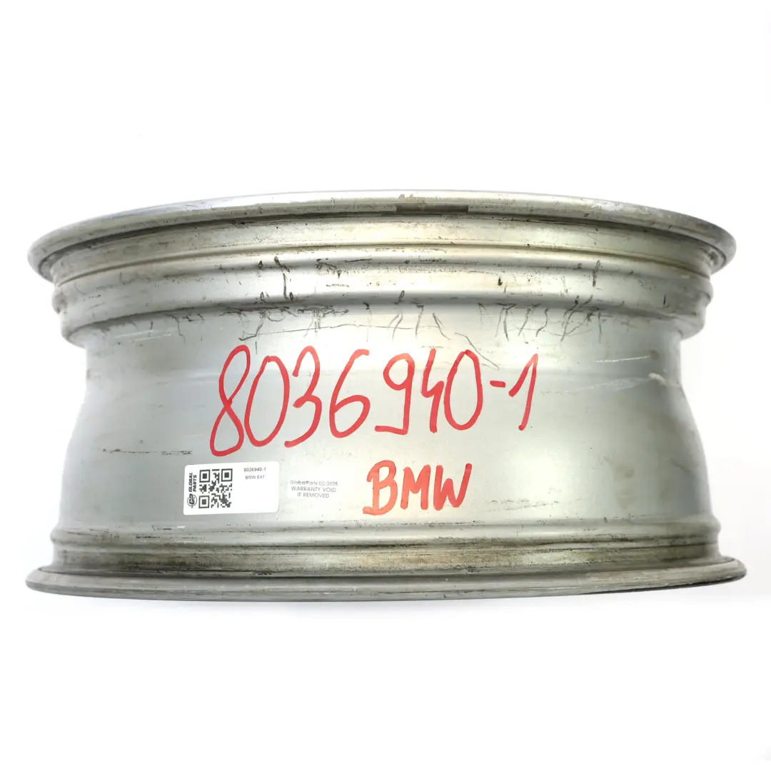 Cerchio in lega posteriore argento 18" M doppio raggio 208 8J per BMW E81 E87 con numero di parte 8036940 BMW E81 E87 Cerchio in lega posteriore argento 18" M doppio raggio 208 8J - SKU 8036940-1 - Numero di parte 8036940