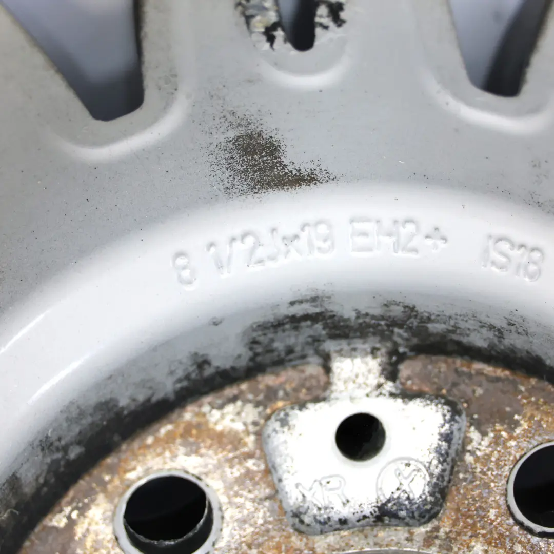 19" 8,5J ET:18 M Doble radio 172 Llanta de aleación gris delantera para BMW E60 E61 con número de pieza 8036948 BMW E60 E61 19" 8,5J ET:18 M Doble radio 172 Llanta de aleación gris delantera - SKU 8036948-5 - Número de pieza 8036948