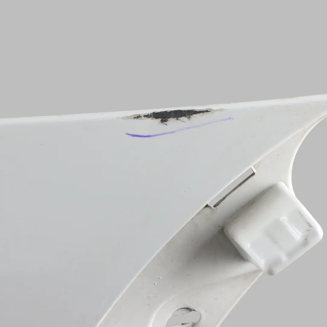 Pare Chocs Arrière Panneau Latéral Droit Blanc Alpin - 300 pour BMW X5 E70 M Sport à propos du numéro de pièce 8037282 BMW X5 E70 M Sport Pare Chocs Arrière Panneau Latéral Droit Blanc Alpin - 300 - SKU 8037282-AW - Numéro de pièce 8037282