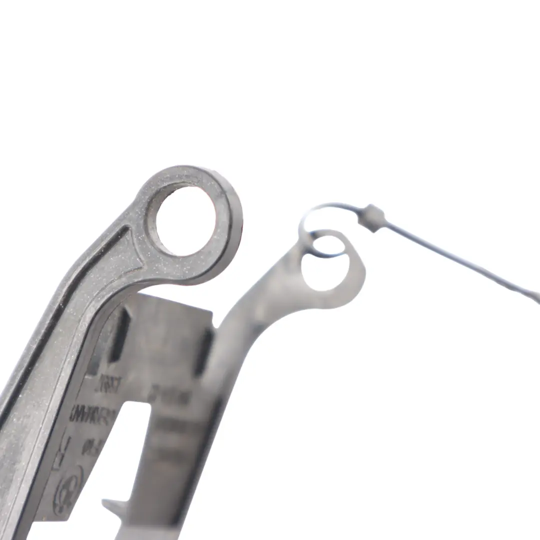 Headlight Washer Nozzle Jet Cap Cover Right O/S Glacier Silver - A83 to BMW F10 with Part number 8048680 BMW F10 Headlight Washer Nozzle Jet Cap Cover Right O/S Glacier Silver - A83 - SKU 8048680-GSB - Part number 8048680