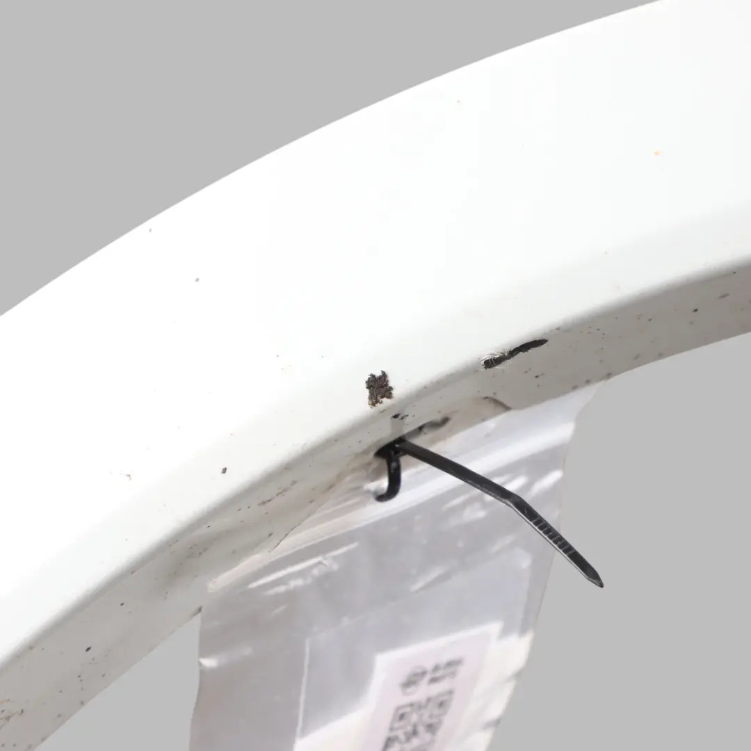 Front Wheel Arch Trim Cover Right O/S Alpinweiss 3 300 to BMW F25 M Sport with Part number 8052074 BMW F25 M Sport Front Wheel Arch Trim Cover Right O/S Alpinweiss 3 300 - SKU 8052074-AW - Part number 8052074