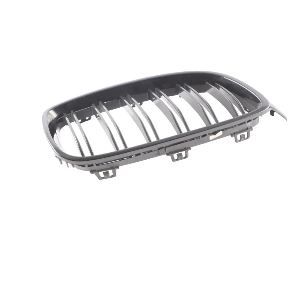 Front Bumper Grill Right to BMW F80 F82 F83 with Part number 8054332 BMW F80 F82 F83 Front Bumper Grill Right - SKU 8054332 - Part number 8054332