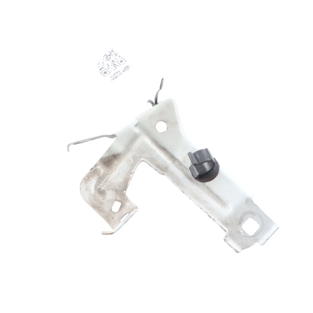  Fender Bracket BMW F80 M3 Panel Mount Front Right O/S Silverstone II - A29 - SKU 8060242-SIL - Part number 8060242