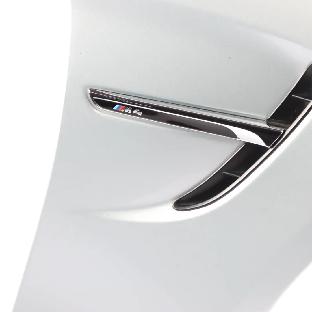 Side Panel Fender Wing Front Right O/S Silverstone II - A29 to BMW F82 F83 M4 with Part number 8066918 BMW F82 F83 M4 Side Panel Fender Wing Front Right O/S Silverstone II - A29 - SKU 8066918-SIL - Part number 8066918