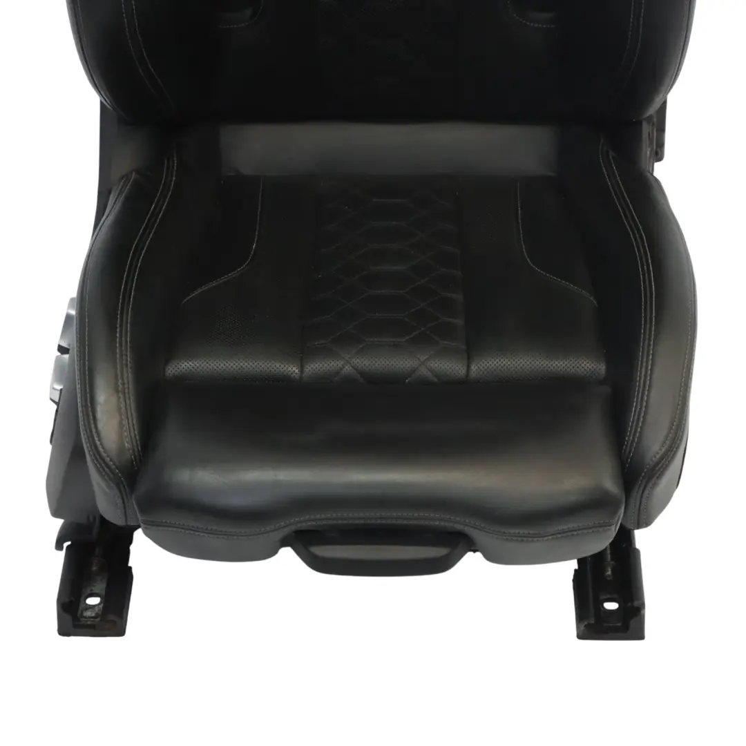 Sedile Anteriore Destro Riscaldato Pelle Merino Nero per BMW X4 M F98 M Sport con numero di parte 8067169 BMW X4 M F98 M Sport Sedile Anteriore Destro Riscaldato Pelle Merino Nero - SKU 8067169-1 - Numero di parte 8067169