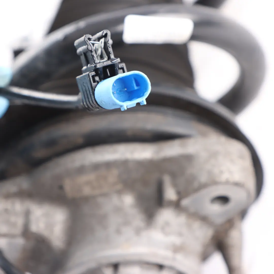 Front Spring Strut Suspension Shock Absorber Right O/S to BMW X4 F98 with Part number 8067506 BMW X4 F98 Front Spring Strut Suspension Shock Absorber Right O/S - SKU 8067506-1 - Part number 8067506