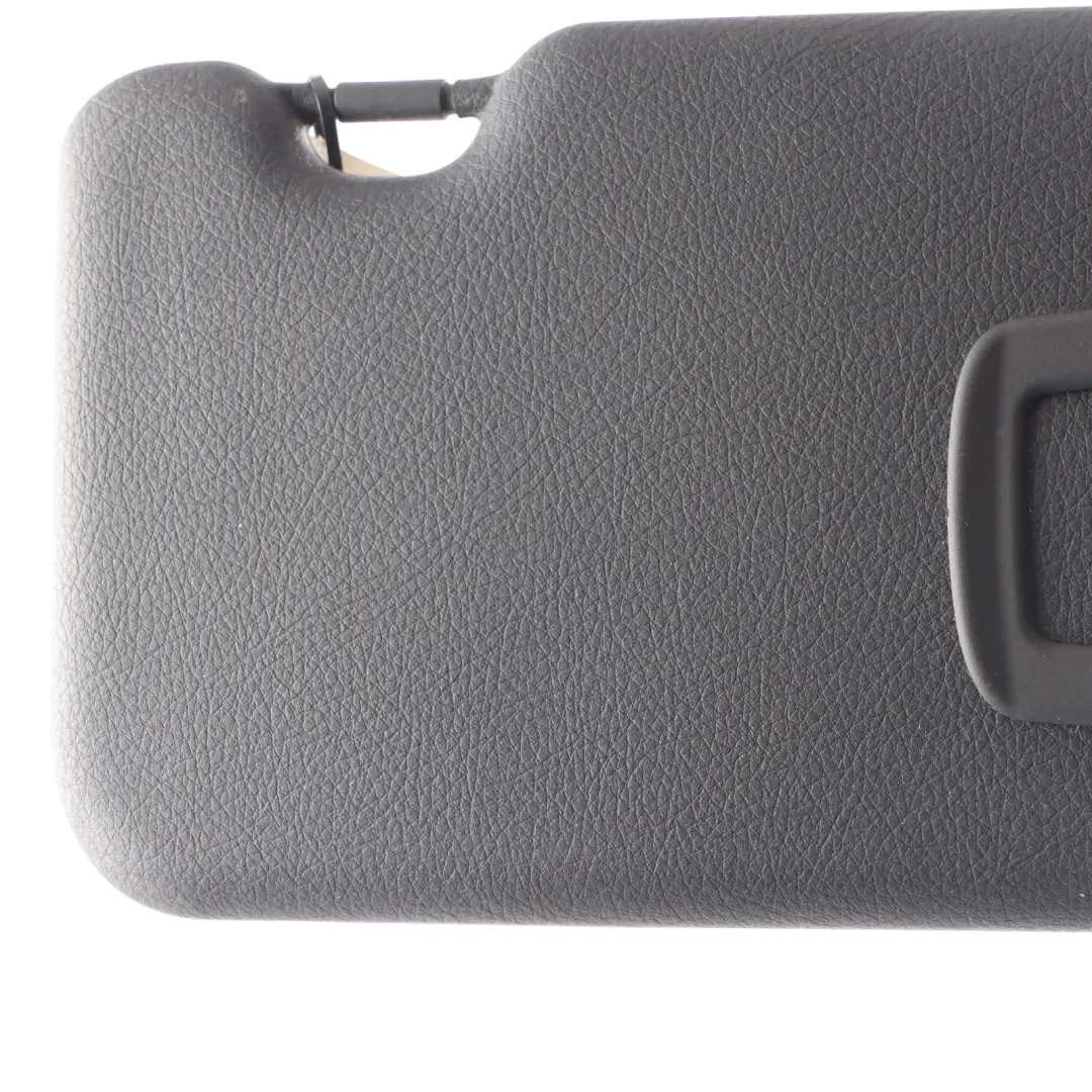 F47 Daszek Osłona Przeciwsłoneczna Prawa do BMW Gran Coupe F44 o numerze 8096770 BMW Gran Coupe F44 F47 Daszek Osłona Przeciwsłoneczna Prawa - SKU 8096770 - Numer Części 8096770