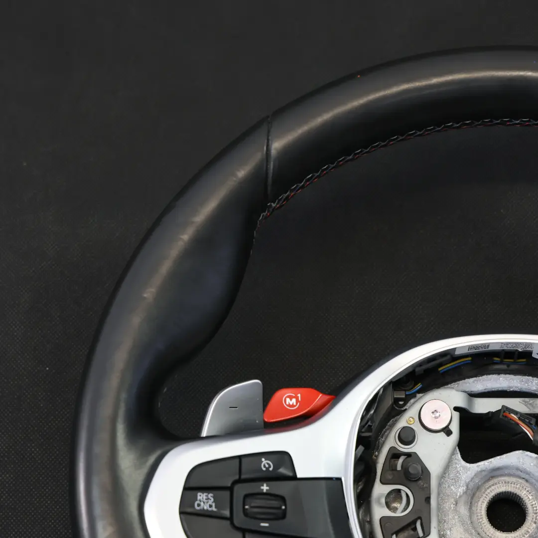 Negro Cuero Calentado Palanca de Cambio para Volante BMW X3 M F97 X4 M F98 M Sport con número de pieza 8097998 Volante BMW X3 M F97 X4 M F98 M Sport Negro Cuero Calentado Palanca de Cambio - SKU 8097998 - Número de pieza 8097998