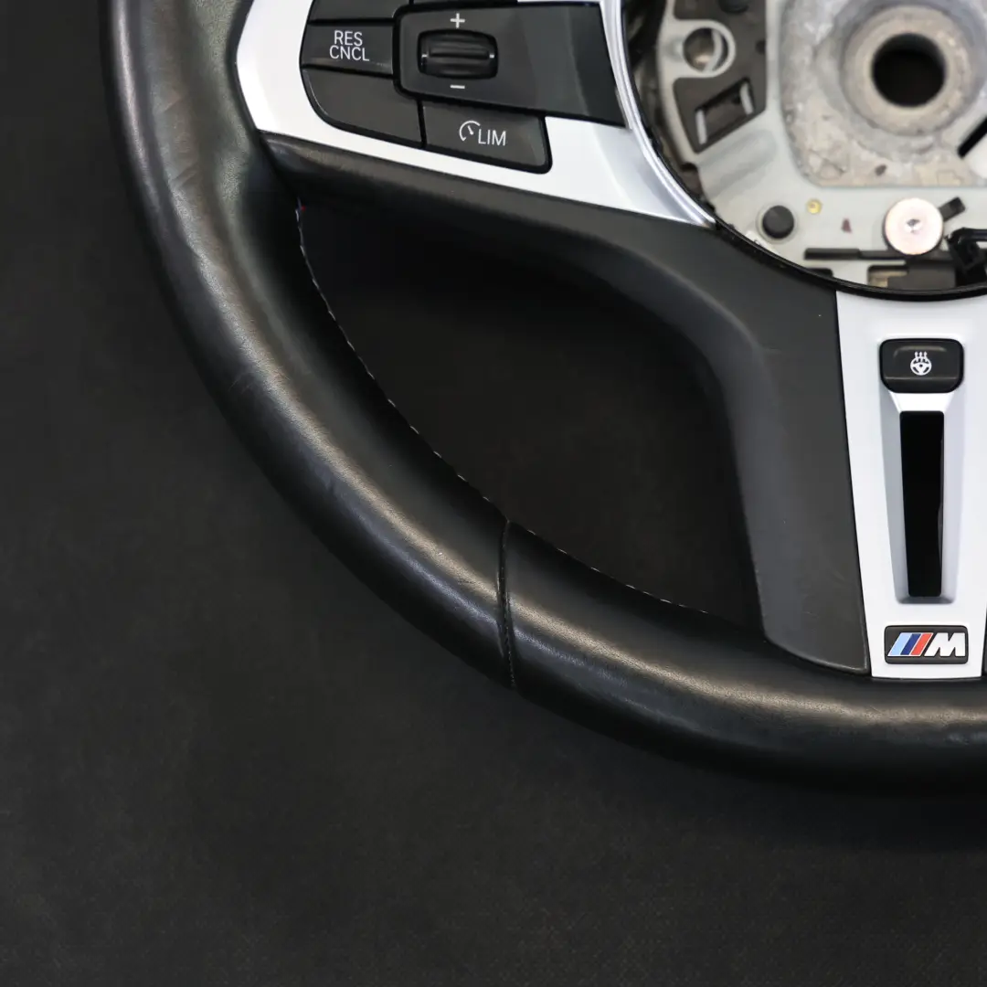 Nero In Pelle Riscaldato Cambio al Volante per Volante BMW X3 M F97 X4 M F98 M Sport con numero di parte 8097998 Volante BMW X3 M F97 X4 M F98 M Sport Nero In Pelle Riscaldato Cambio al Volante - SKU 8097998 - Numero di parte 8097998