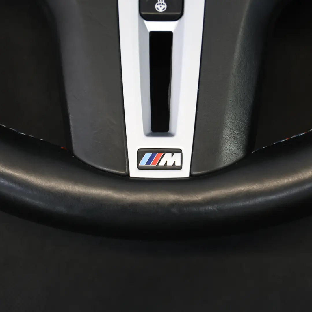 Nero In Pelle Riscaldato Cambio al Volante per Volante BMW X3 M F97 X4 M F98 M Sport con numero di parte 8097998 Volante BMW X3 M F97 X4 M F98 M Sport Nero In Pelle Riscaldato Cambio al Volante - SKU 8097998 - Numero di parte 8097998