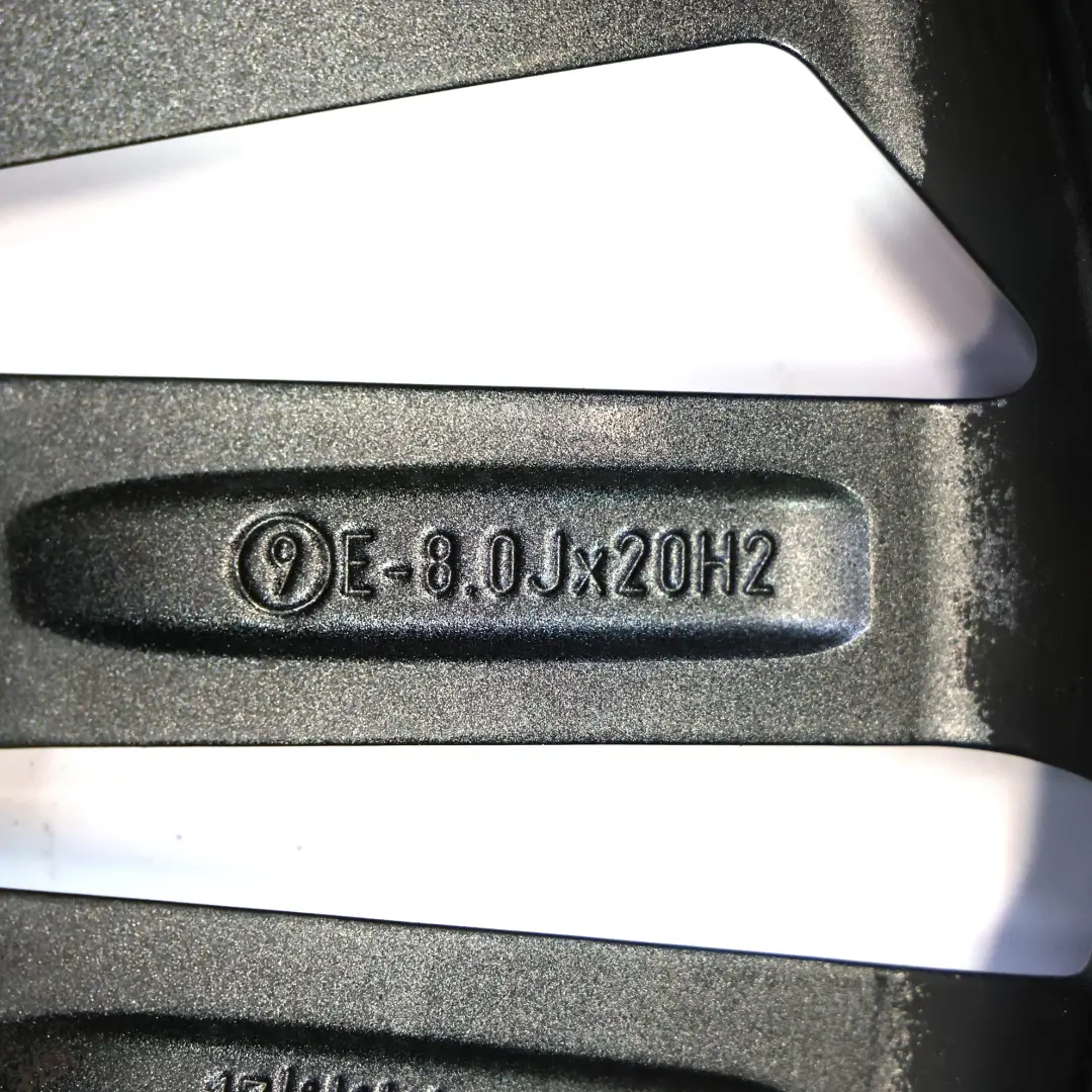 80A S-Line Cerchio In Lega 20" 8J ET:39 Doppie Razze per Audi Q5 FY con numero di parte 80A601025F Audi Q5 FY 80A S-Line Cerchio In Lega 20" 8J ET:39 Doppie Razze - SKU 80A601025F-2 - Numero di parte 80A601025F