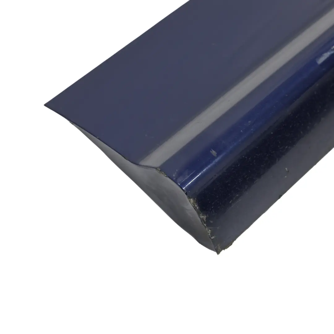 Listwa Ozdobna Drzwi Prawy Przód Navarra Blue Metallic - H5X do Audi Q5 FY o numerze 80A853960B Audi Q5 FY Listwa Ozdobna Drzwi Prawy Przód Navarra Blue Metallic - H5X - SKU 80A853960B-NAB - Numer Części 80A853960B