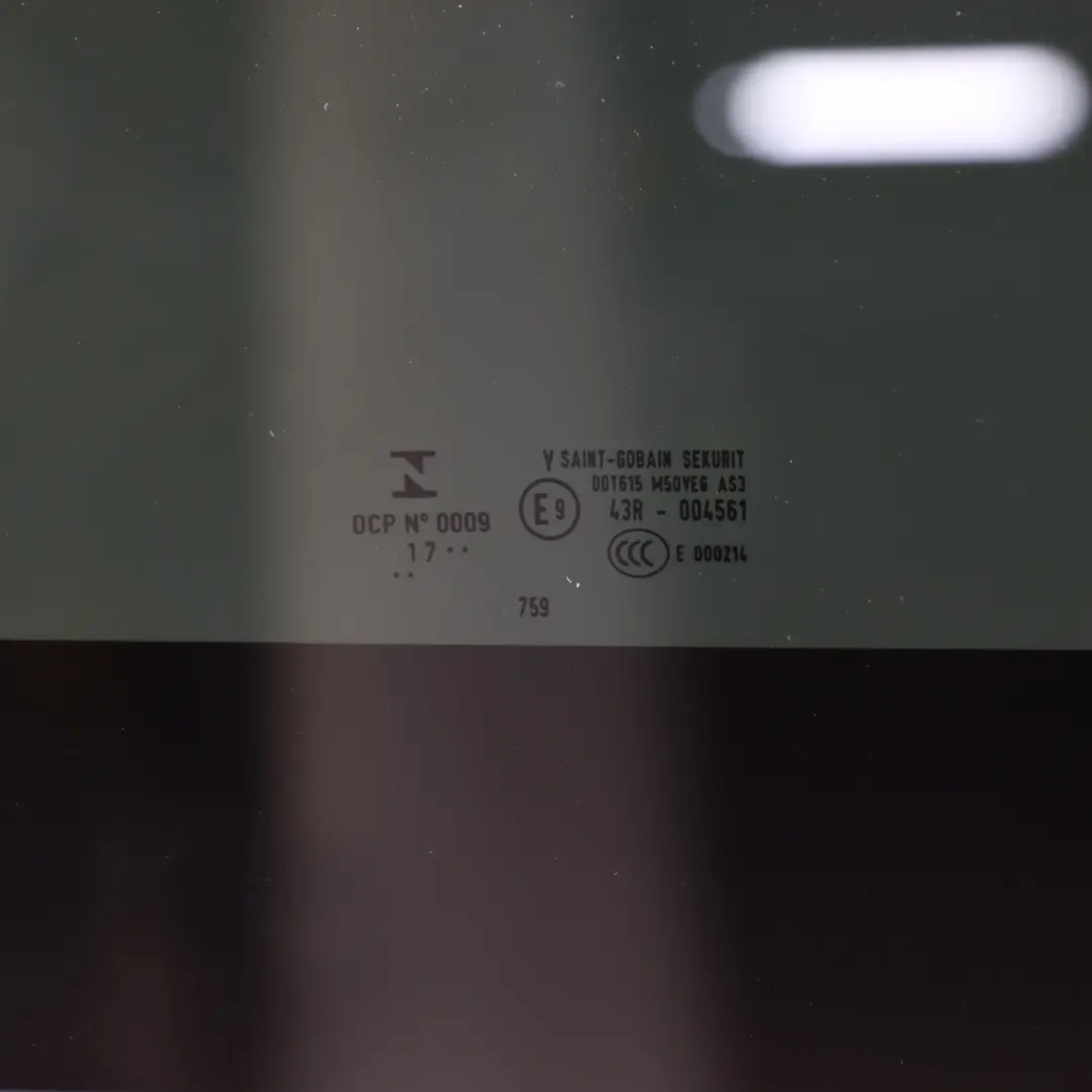 Panoramic Roof Sunroof Front Glass Glazing Panel AS3 to Audi Q5 FY with Part number 80A877055B Audi Q5 FY Panoramic Roof Sunroof Front Glass Glazing Panel AS3 - SKU 80A877055B - Part number 80A877055B