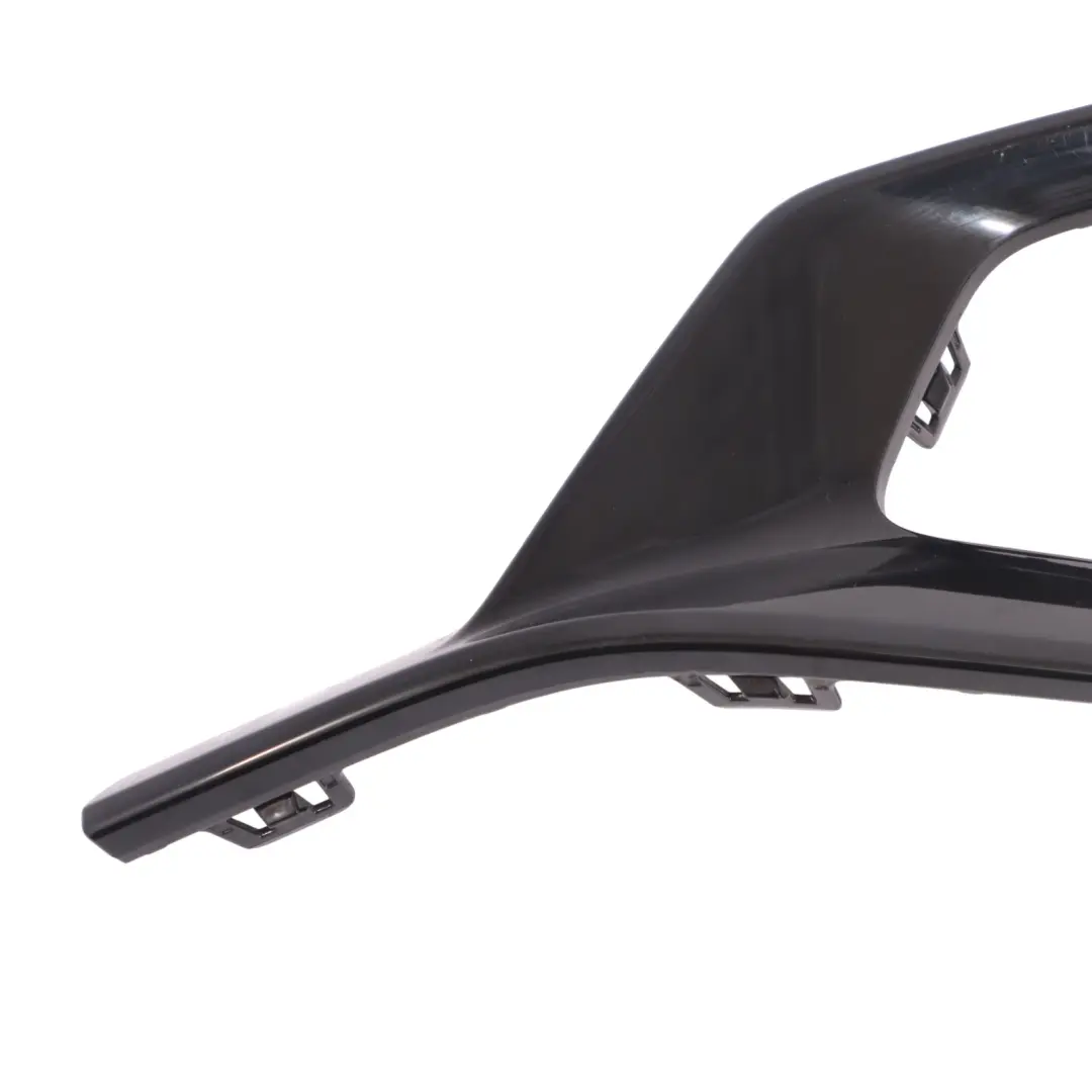 Parachoques Trasero Rejilla Derecha para Audi Q2 GA con número de pieza 81A807968 Audi Q2 GA Parachoques Trasero Rejilla Derecha - SKU 81A807968 - Número de pieza 81A807968