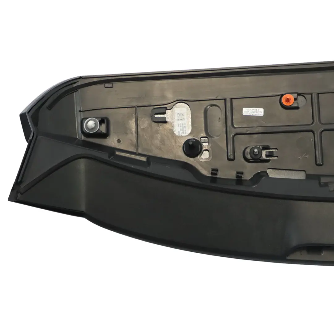 Spoiler del maletero trasero Daytona Grey Pearl Z7S para Audi Q2 GA con número de pieza 81A827933C Audi Q2 GA Spoiler del maletero trasero Daytona Grey Pearl Z7S - SKU 81A827933C-DGR - Número de pieza 81A827933C