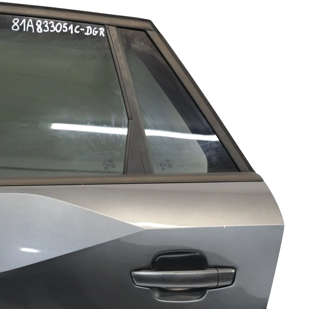 Tür Hinten Links Daytona Grau Perleffekt - Z7S für Audi Q2 GA mit Teilenummer 81A833051C Audi Q2 GA Tür Hinten Links Daytona Grau Perleffekt - Z7S - SKU 81A833051C-DGR - Teilenummer 81A833051C