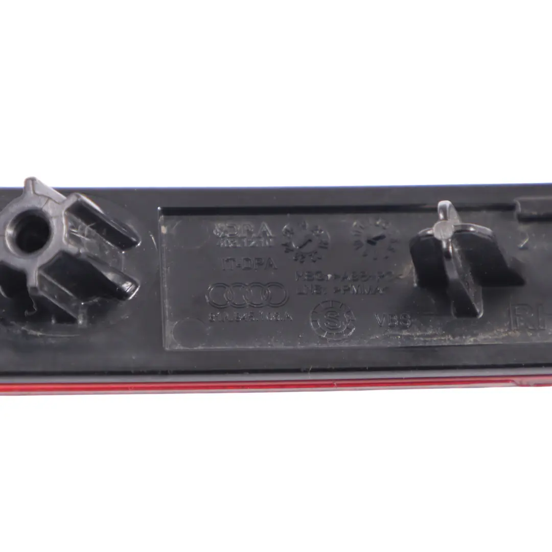Audi Q2 GA A6 C8 Réflecteur Lumière Pare Chocs Arrière Droit - SKU 81A945106A - Numéro de pièce 81A945106A