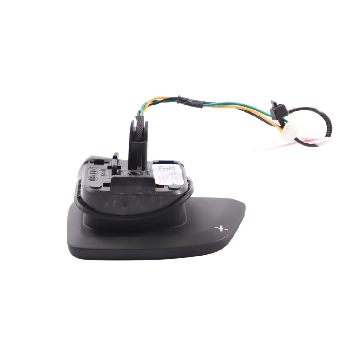 Paddle Shift Plus Destra per Audi A3 S3 Volante con numero di parte 82A951523C Audi A3 S3 Volante Paddle Shift Plus Destra - SKU 82A951523C-1 - Numero di parte 82A951523C