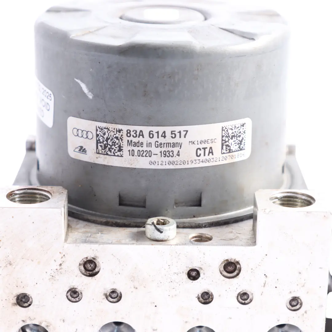 Brake Pump ABS Audi Q3 RSQ3 2.5 TFSI Module Control Braking Unit to with Part number 83A614517 Brake Pump ABS Audi Q3 RSQ3 2.5 TFSI Module Control Braking Unit - SKU 83A614517 - Part number 83A614517