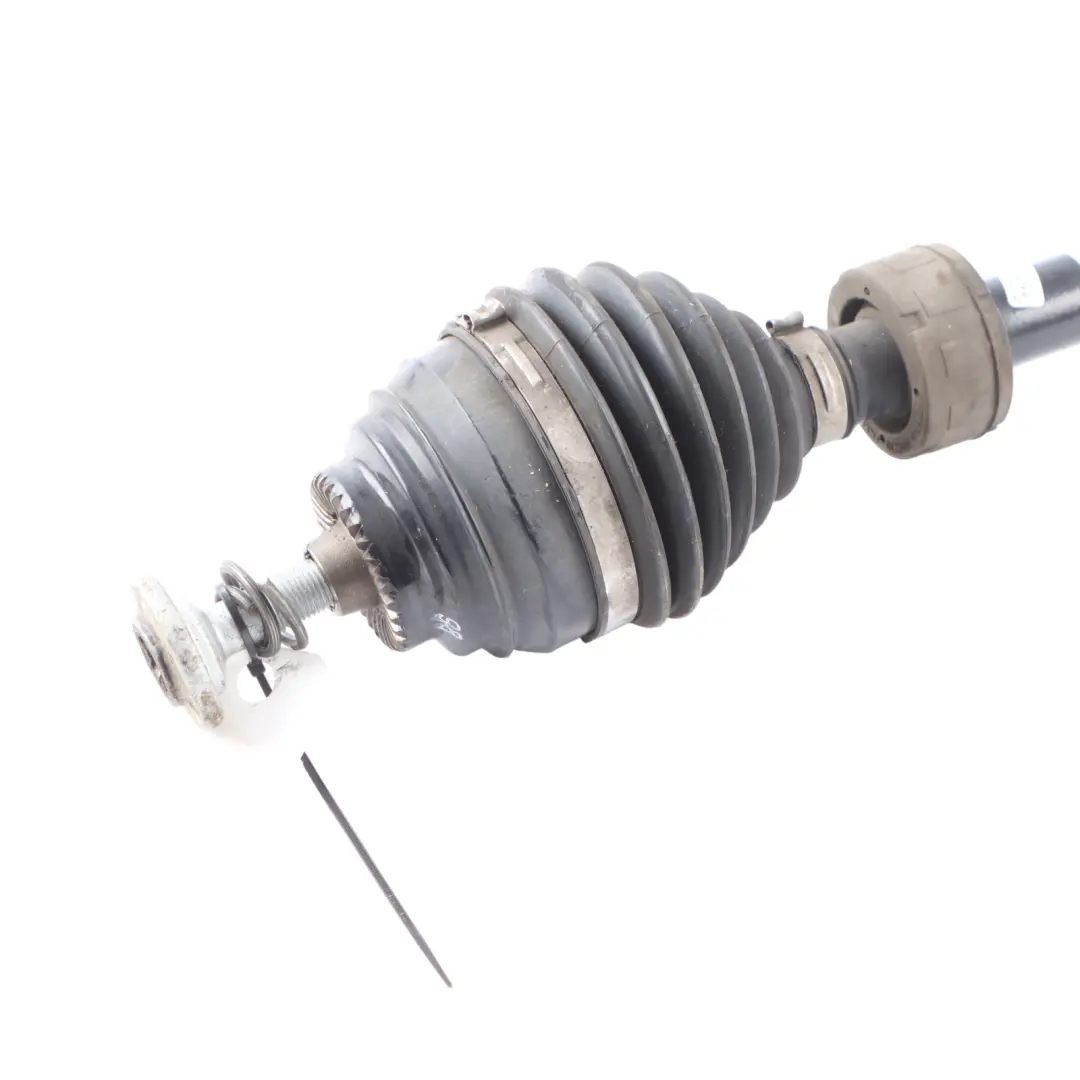 Driveshaft Output Drive Shaft Right O/S to BMW F40 with Part number 8482646 BMW F40 Driveshaft Output Drive Shaft Right O/S - SKU 8482646 - Part number 8482646