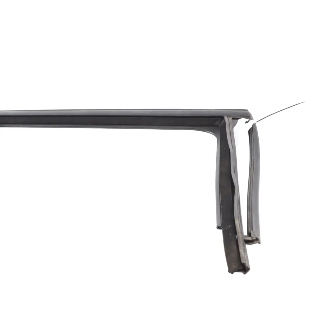 Door Seal Window Guide Sealing Rubber Gasket Right O/S to BMW F46 Rear with Part number 8498430 BMW F46 Rear Door Seal Window Guide Sealing Rubber Gasket Right O/S - SKU 8498430 - Part number 8498430