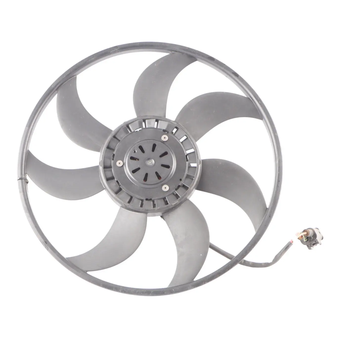 Radiator Fan BMW F10 F11 F12 F13 Engine Cooling Radiator Fan Shroud 400W 8509740