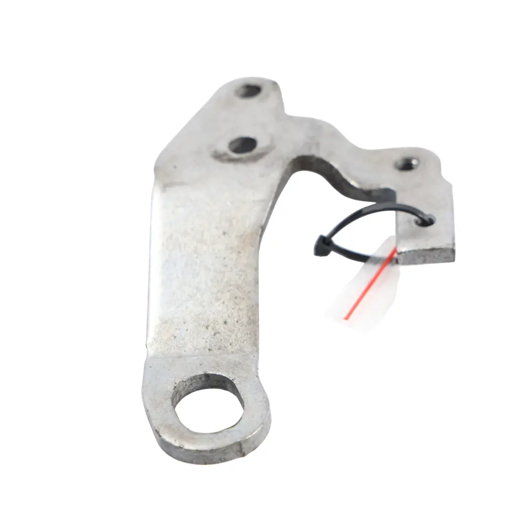 B47 Uchwyt Głowicy Cylindrów Silnika do BMW F10 F20 LCI F30 F32 o numerze 8513842 BMW F10 F20 LCI F30 F32 B47 Uchwyt Głowicy Cylindrów Silnika - SKU 8513842 - Numer Części 8513842