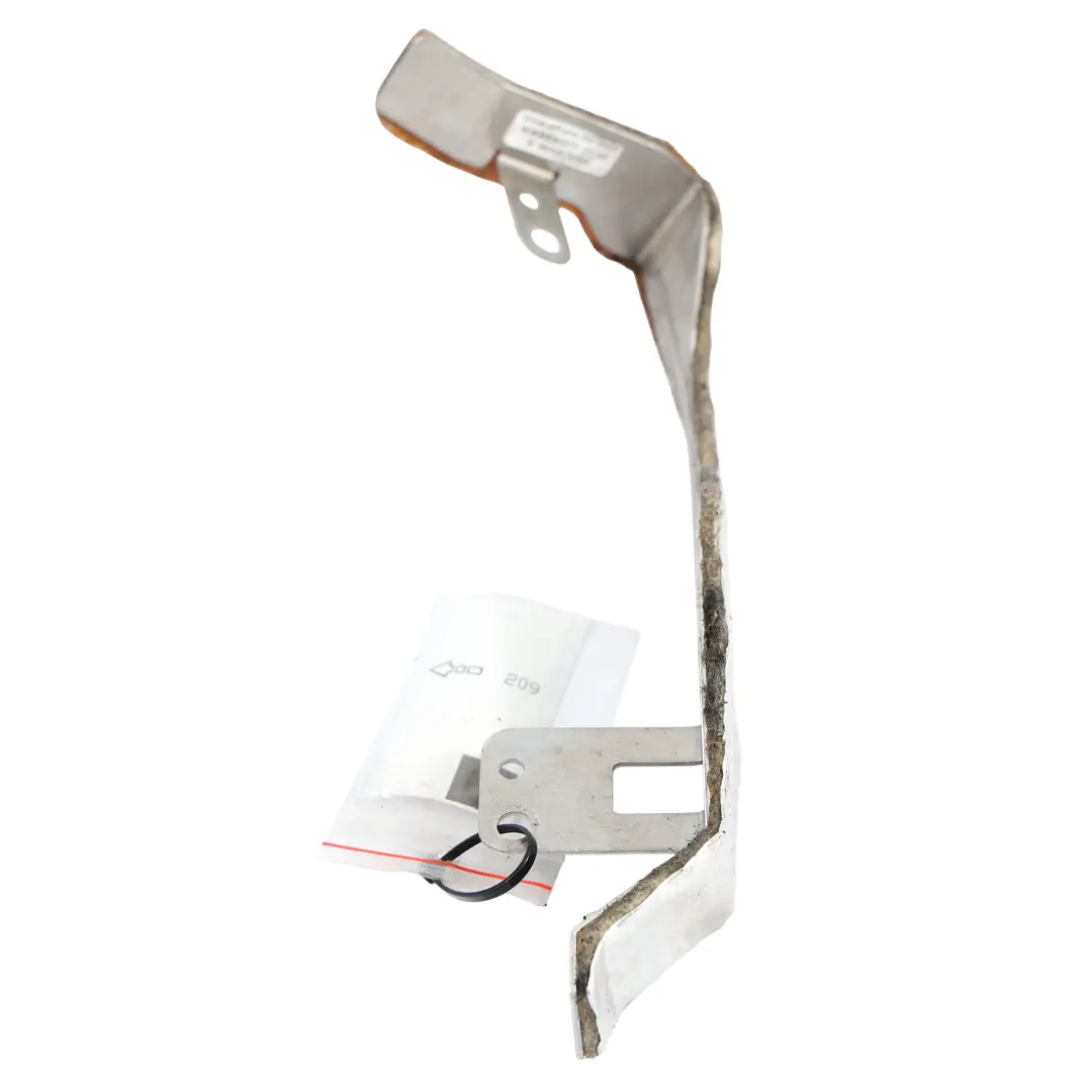 Osłona Termiczna Kolektora Wydechowego do BMW G11 G12 G30 G31 G32 o numerze 8588467 BMW G11 G12 G30 G31 G32 Osłona Termiczna Kolektora Wydechowego - SKU 8588467 - Numer Części 8588467