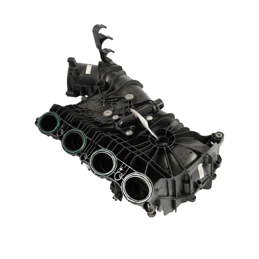 Kolektor Dolot Powietrza do BMW G20 o numerze 8647975 BMW G20 Kolektor Dolot Powietrza - SKU 8647975 - Numer Części 8647975