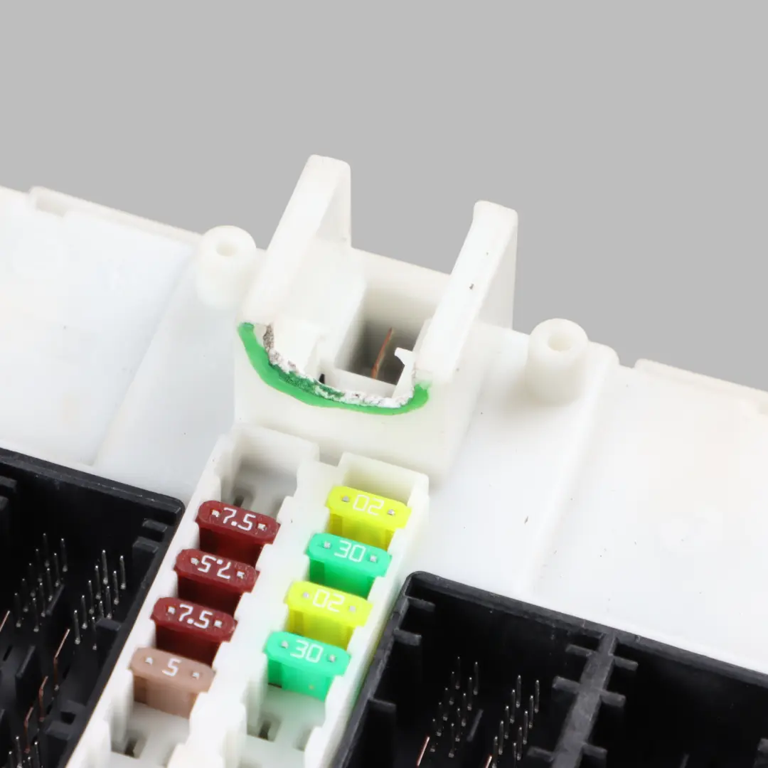  Body Control BMW F30 F35 F35 LCI BCM Body Comfort Module RL01 Unit BCM - SKU 8709210 - Part number 8709210