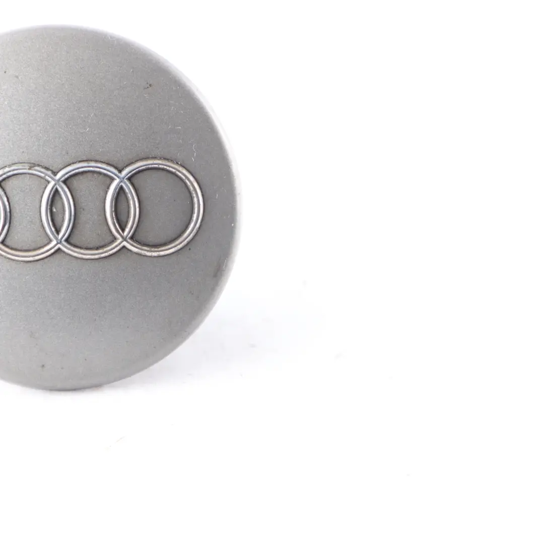 Hub Cap Centre Wheel Trim Cover Silver to Audi Q7 4L with Part number 8D0601170 Audi Q7 4L Hub Cap Centre Wheel Trim Cover Silver - SKU 8D0601170 - Part number 8D0601170