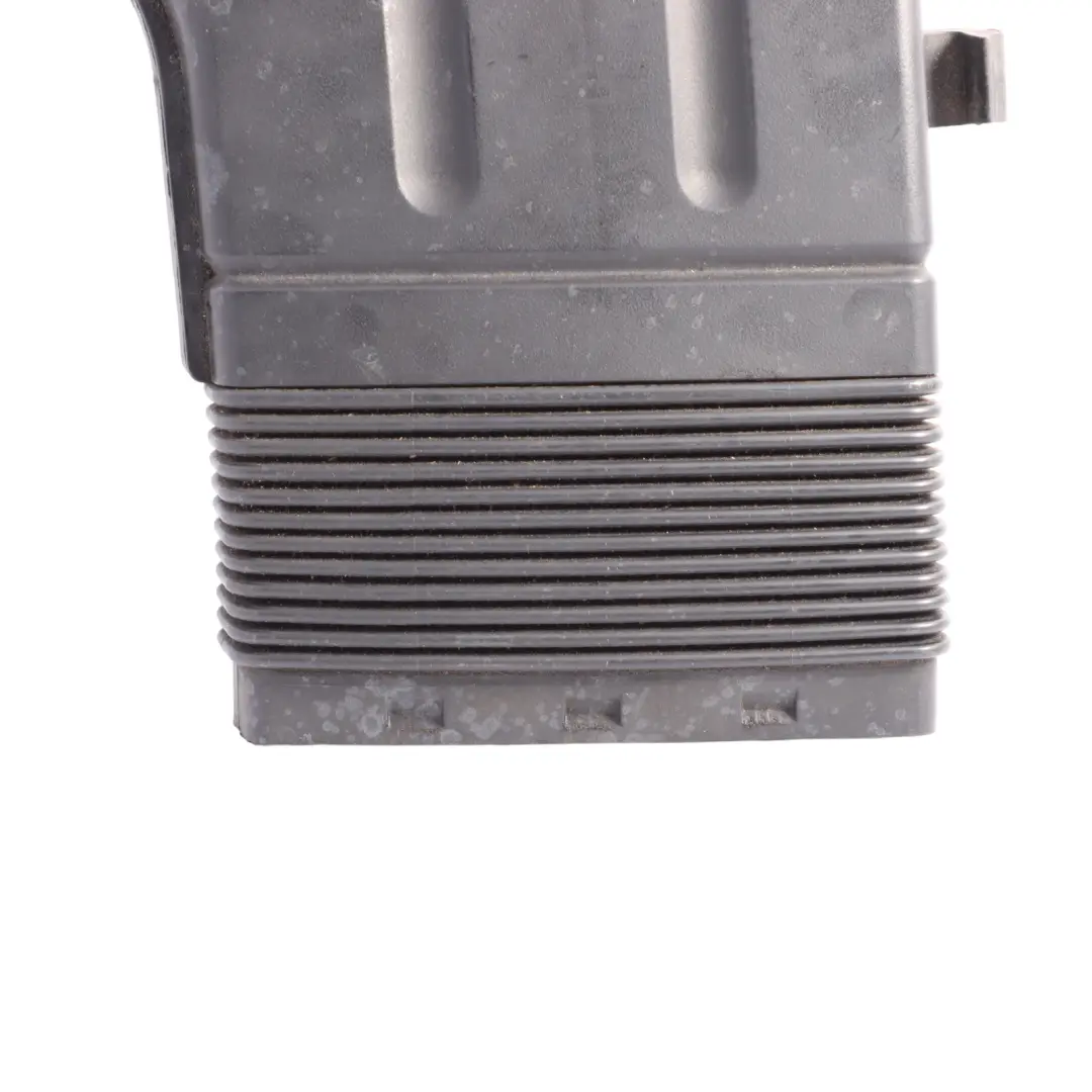 Intake Channel Guide Duct Hose Pipe to Audi A4 S4 B6 4.2 V8 Air with Part number 8E0129617E Audi A4 S4 B6 4.2 V8 Air Intake Channel Guide Duct Hose Pipe - SKU 8E0129617E - Part number 8E0129617E