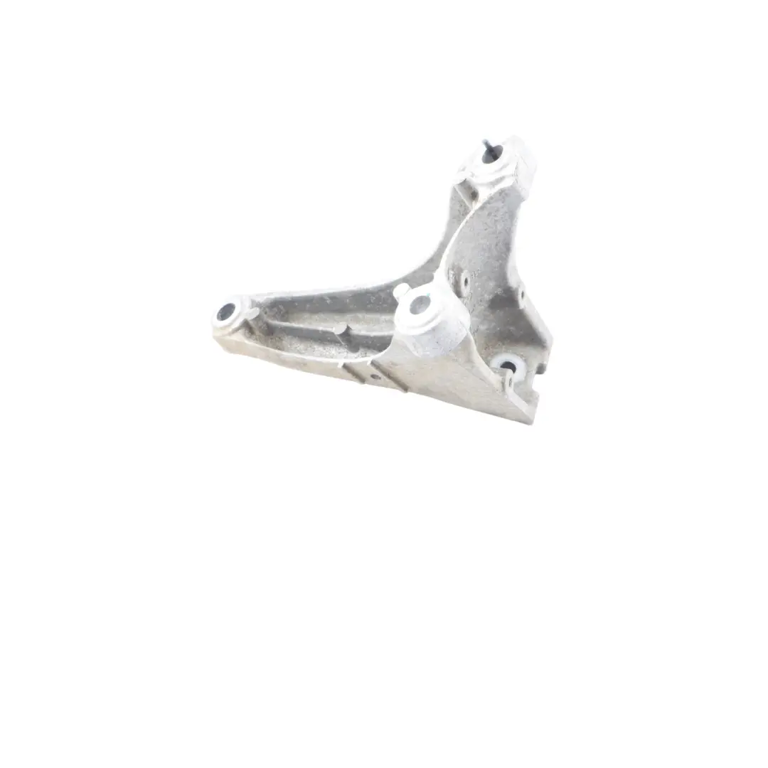 Mount Bracket Right O/S to Audi A4 B7 2.0 2.0 TFSI Engine with Part number 8E0199308A Audi A4 B7 2.0 2.0 TFSI Engine Mount Bracket Right O/S - SKU 8E0199308A - Part number 8E0199308A