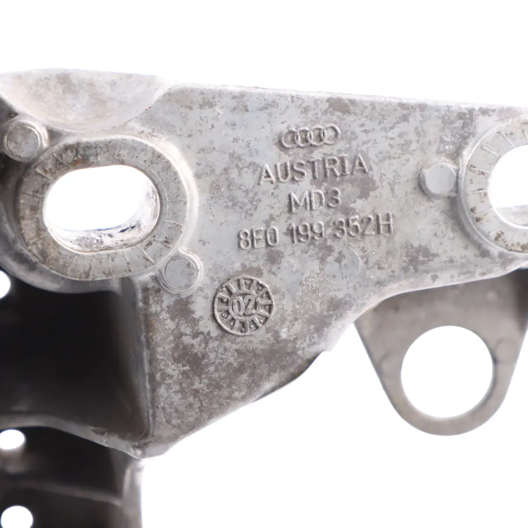 Supporting Bracket Mount to Audi S4 B6 Engine with Part number 8E0199352H Audi S4 B6 Engine Supporting Bracket Mount - SKU 8E0199352H - Part number 8E0199352H