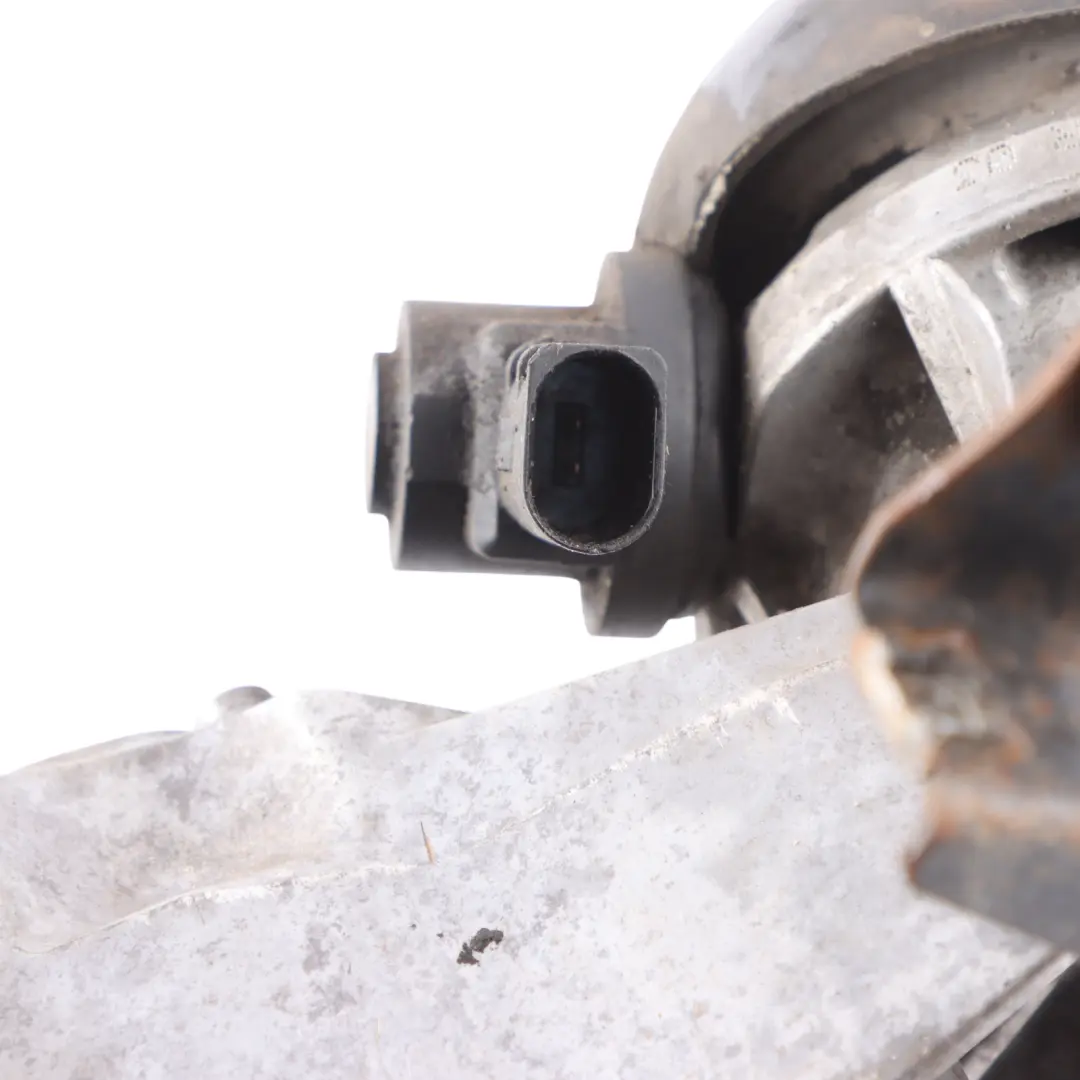 Supporting Bracket Mount to Audi S4 B6 Engine with Part number 8E0199352H Audi S4 B6 Engine Supporting Bracket Mount - SKU 8E0199352H - Part number 8E0199352H