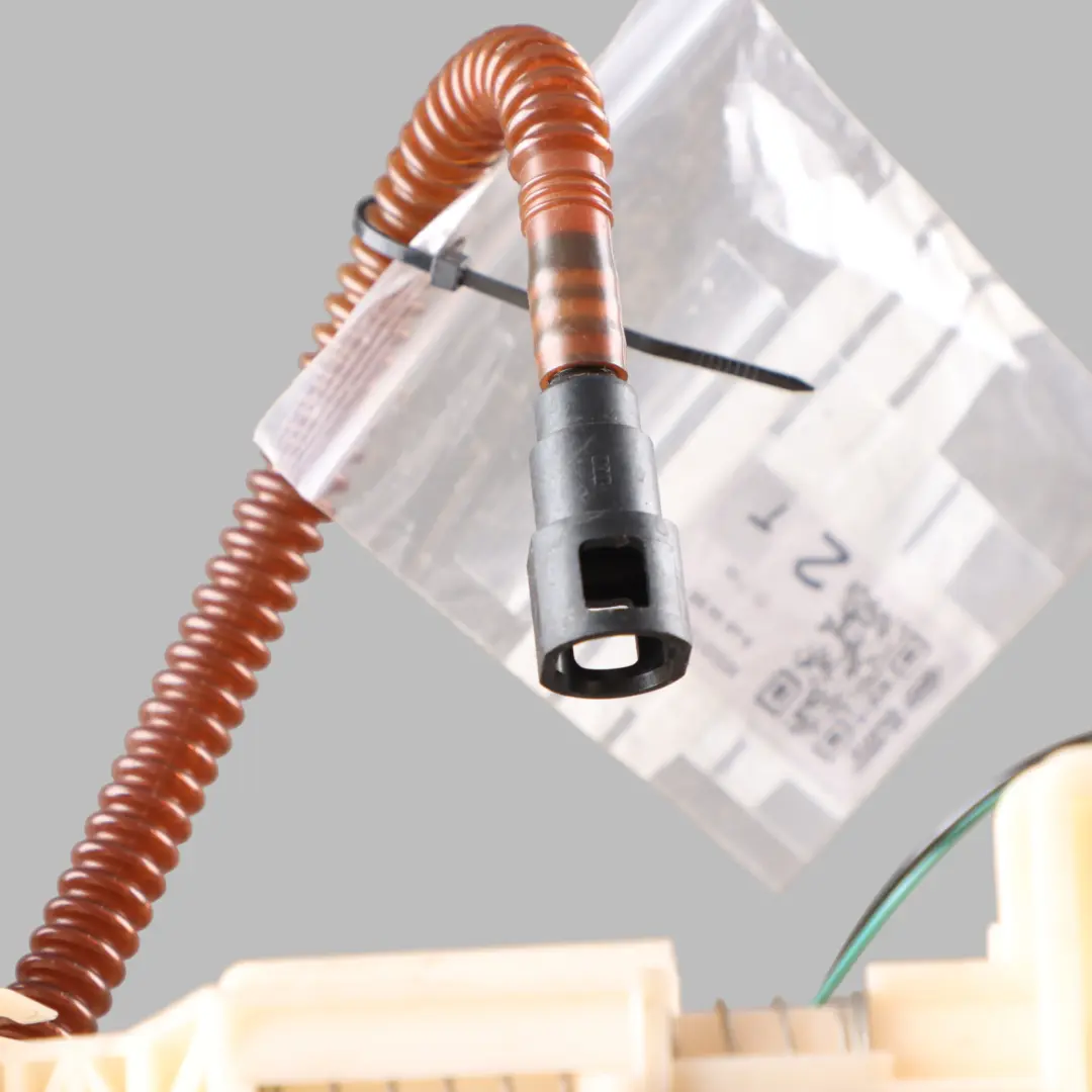 Pump Level Sensor Petrol Tank to Audi S4 B6 Fuel with Part number 8E0201317N Audi S4 B6 Fuel Pump Level Sensor Petrol Tank - SKU 8E0201317N - Part number 8E0201317N