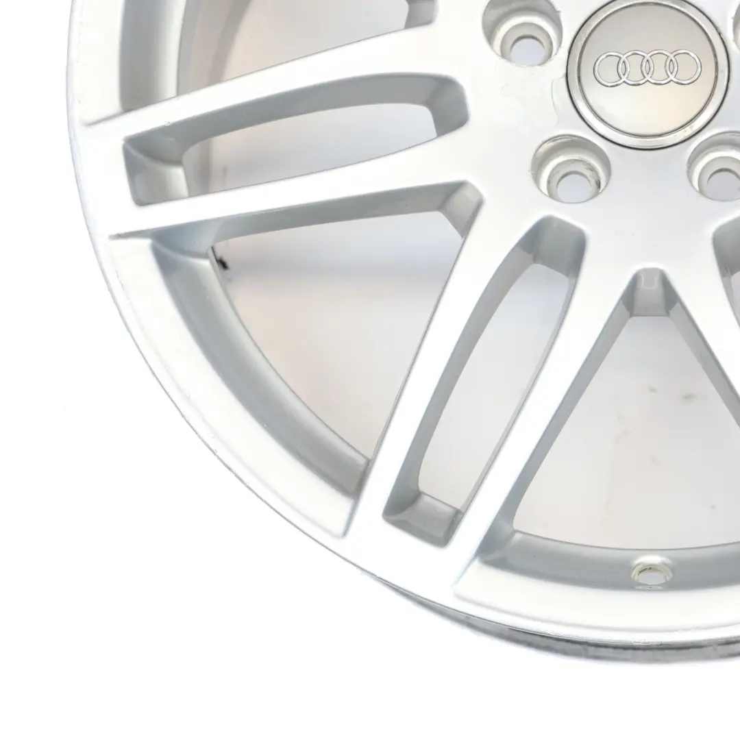 Felga Aluminiowa Srebrna 18" ET:43 8J do Audi A4 B7 8E o numerze 8E0601025BF Audi A4 B7 8E Felga Aluminiowa Srebrna 18" ET:43 8J - SKU 8E0601025BF-2 - Numer Części 8E0601025BF