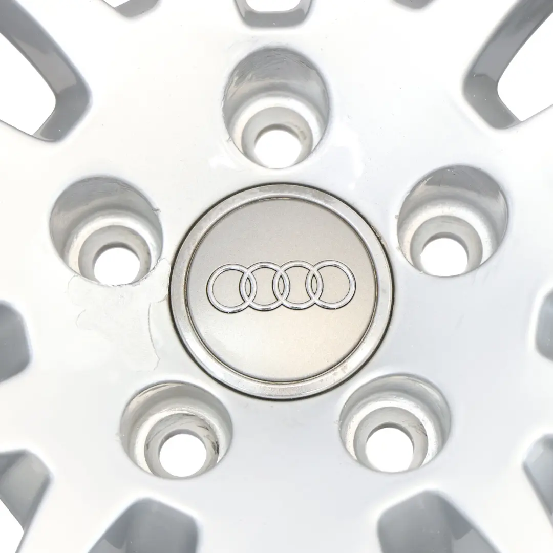 Silberne Leichtmetallfelge Alufelge 18" ET:43 8J für Audi A4 B7 8E mit Teilenummer 8E0601025BF Audi A4 B7 8E Silberne Leichtmetallfelge Alufelge 18" ET:43 8J - SKU 8E0601025BF-2 - Teilenummer 8E0601025BF