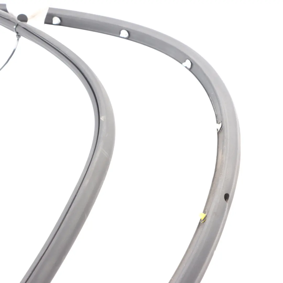 Joint D'Étanchéité Extérieur De Porte Avant Gauche pour Audi S4 B7 à propos du numéro de pièce 8E0837911M Audi S4 B7 Joint D'Étanchéité Extérieur De Porte Avant Gauche - SKU 8E0837911M - Numéro de pièce 8E0837911M